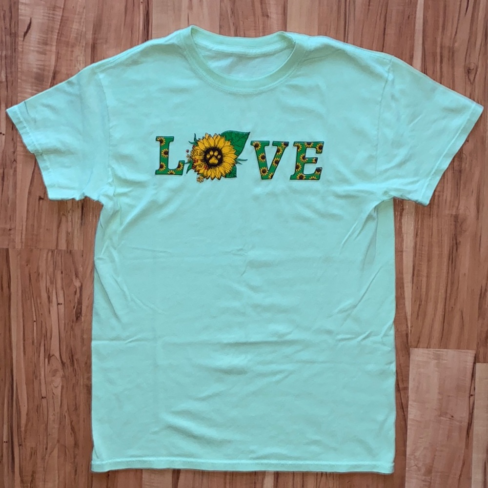 Paws tee 🐾